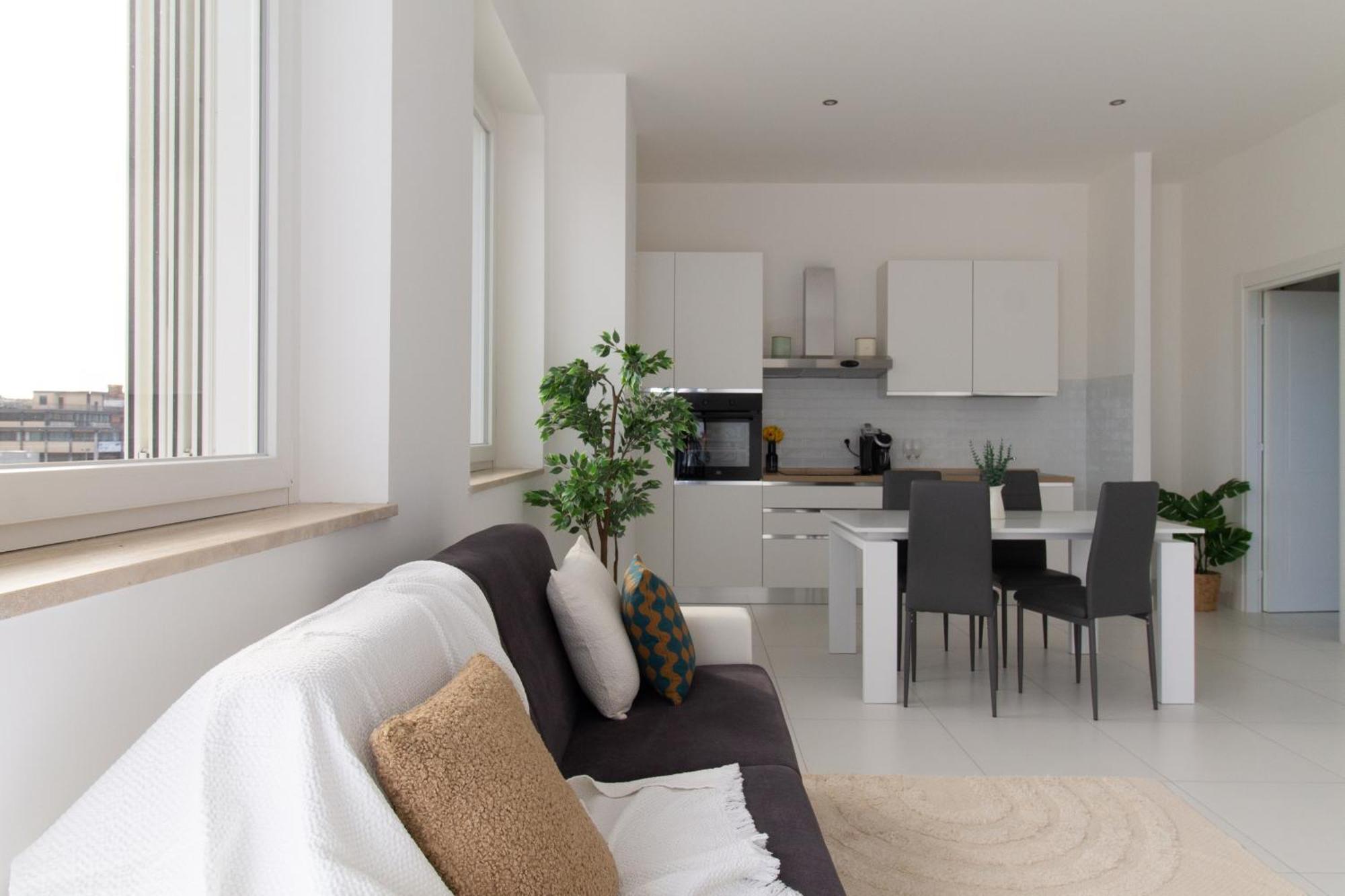 Sky Suite Blue Помеція Екстер'єр фото
